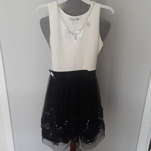 🔥SALE NWT Girls Fancy Dress Size 14